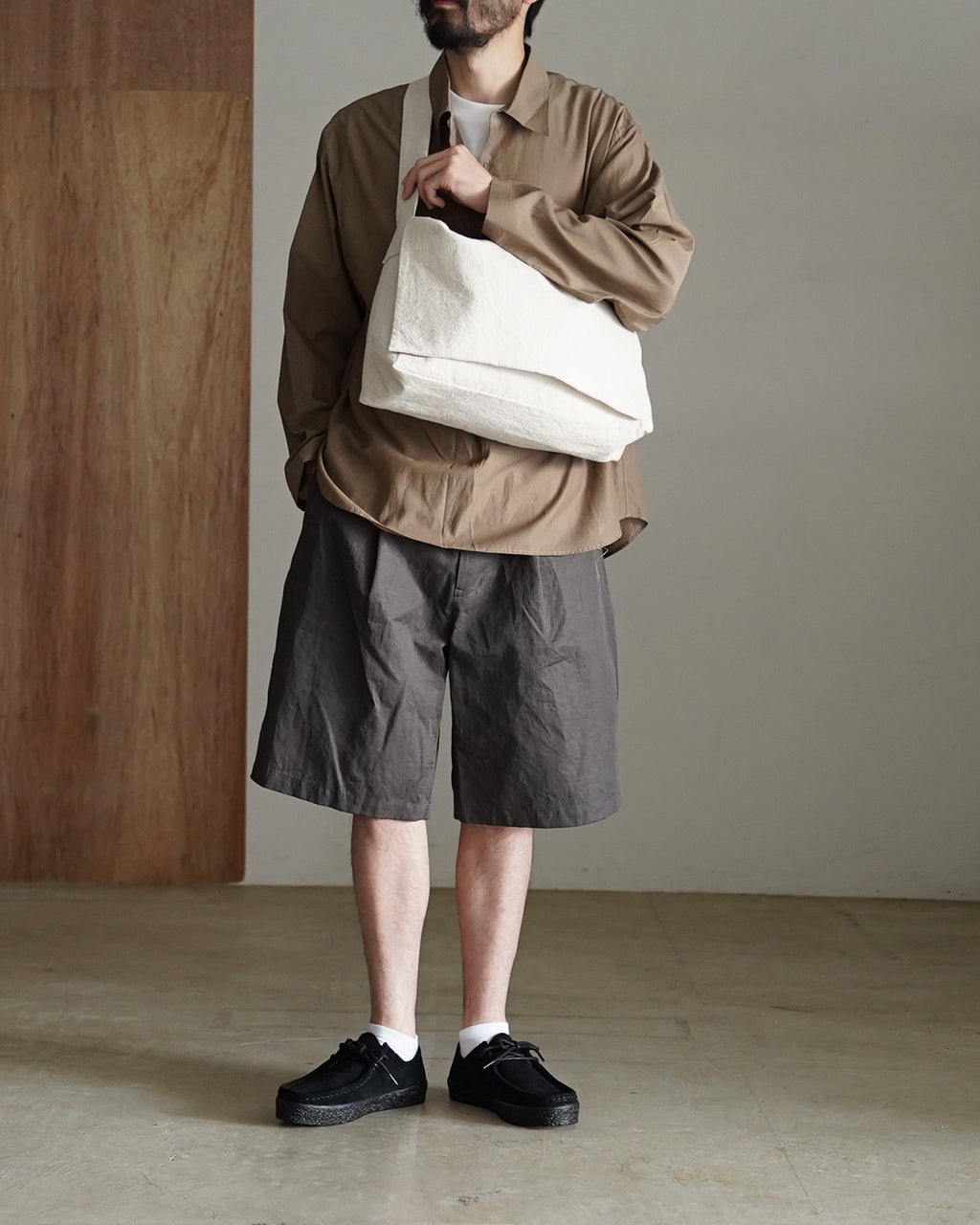STILL BY HAND スティルバイハンド クロスボディバッグ メンズ