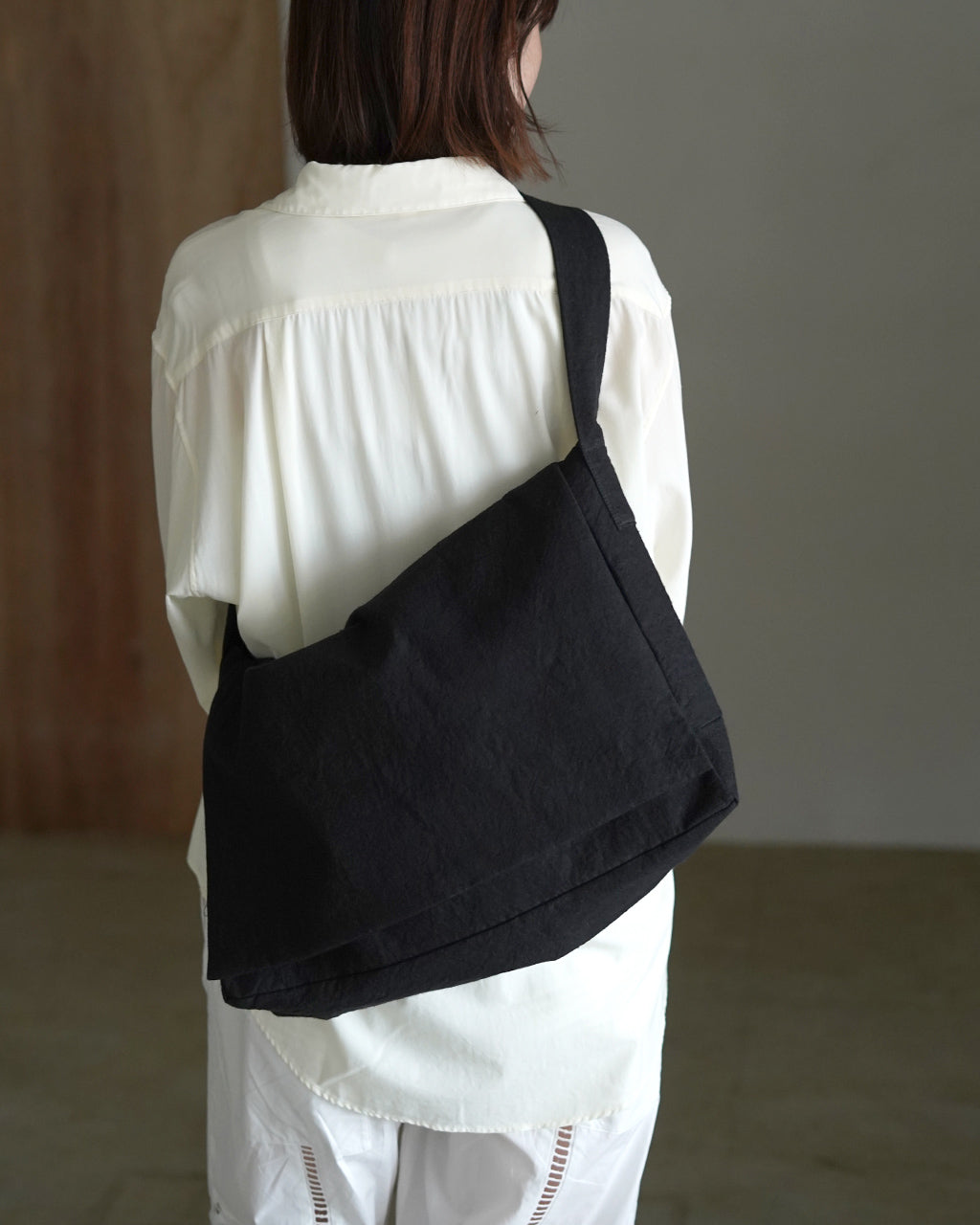 STILL BY HAND スティルバイハンド クロスボディバッグ メンズ