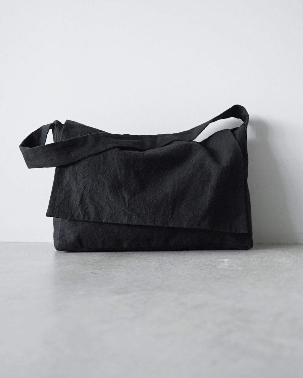 STILL BY HAND スティルバイハンド クロスボディバッグ メンズ