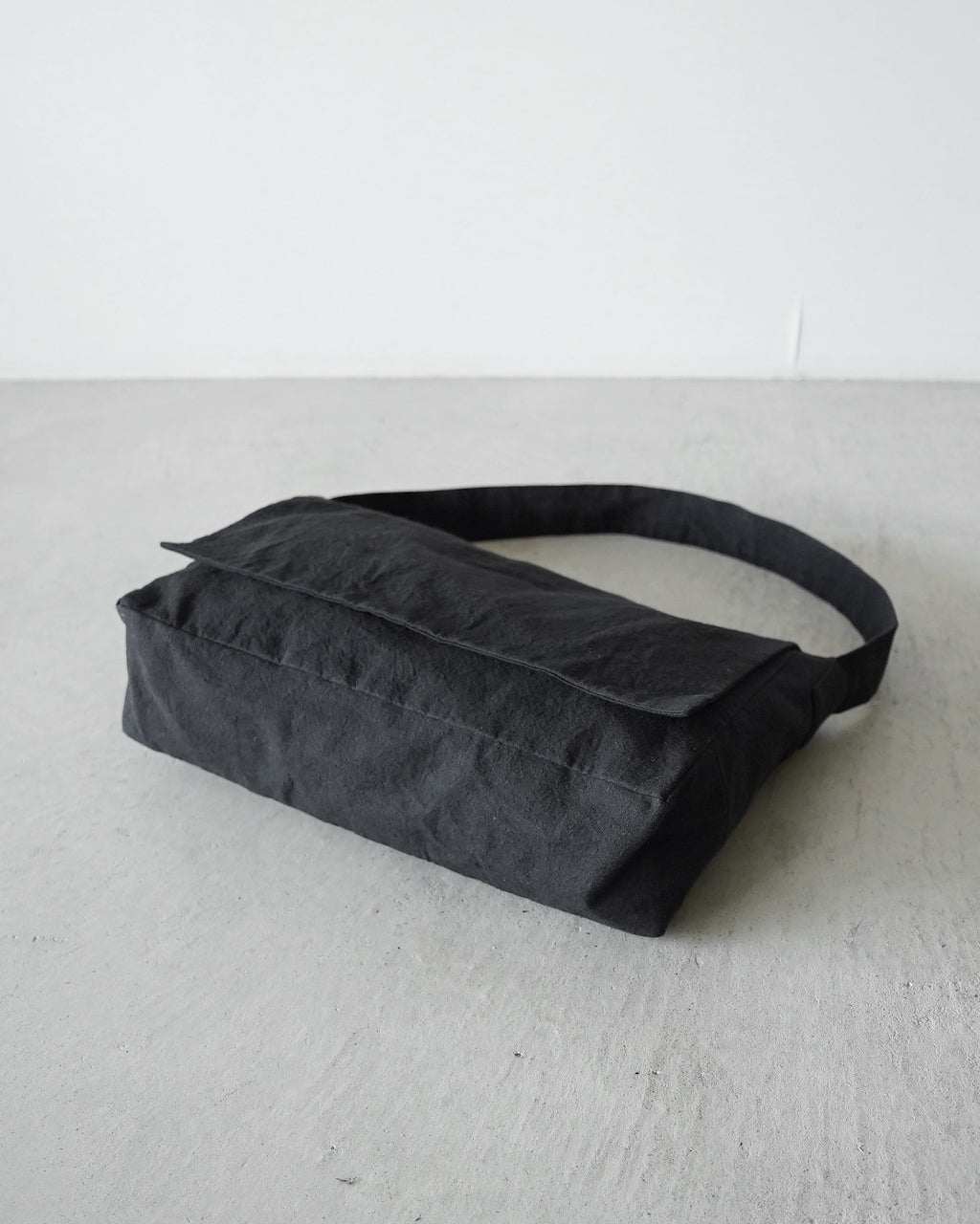 STILL BY HAND スティルバイハンド クロスボディバッグ メンズ