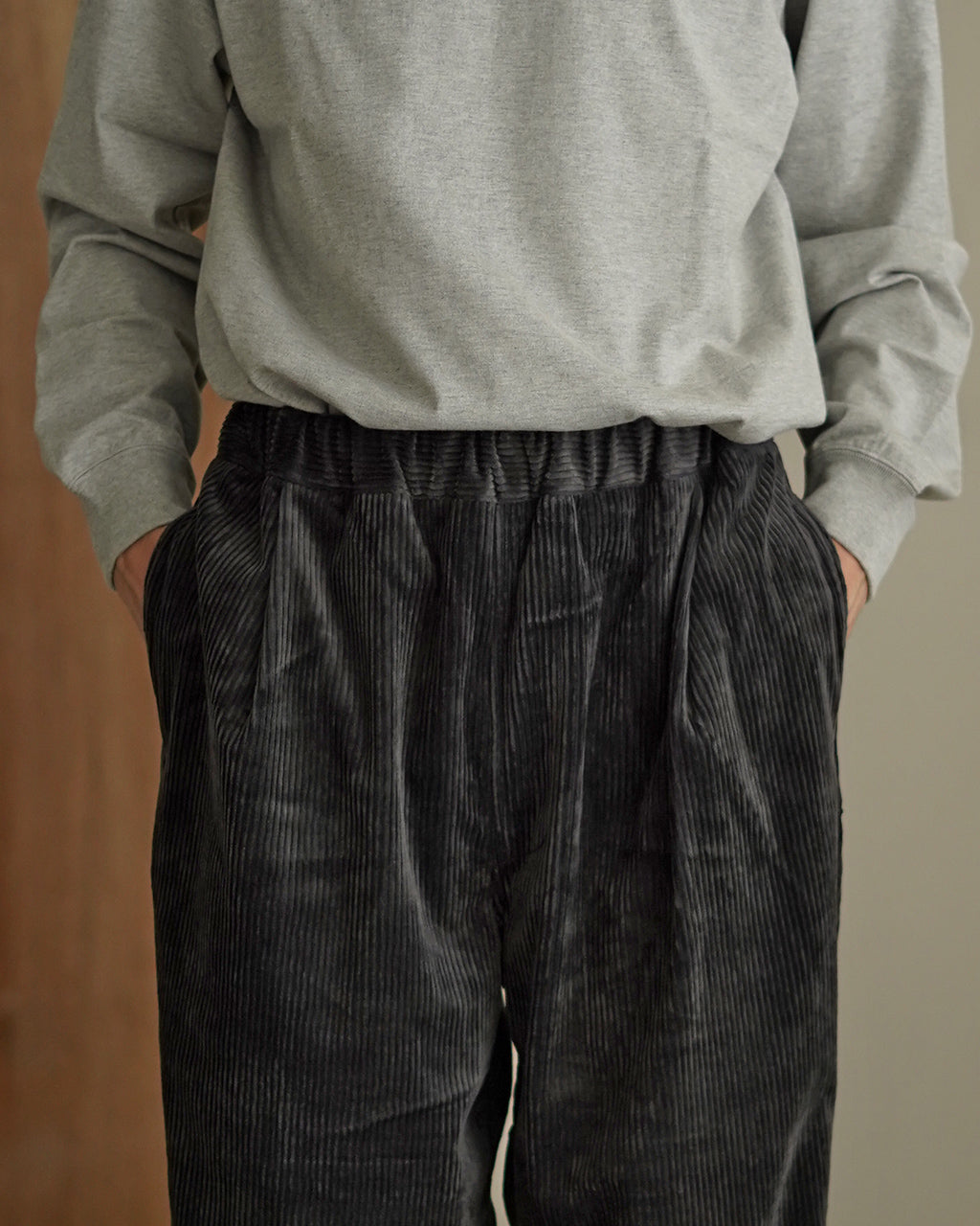 Corduroy easy pants PT03253