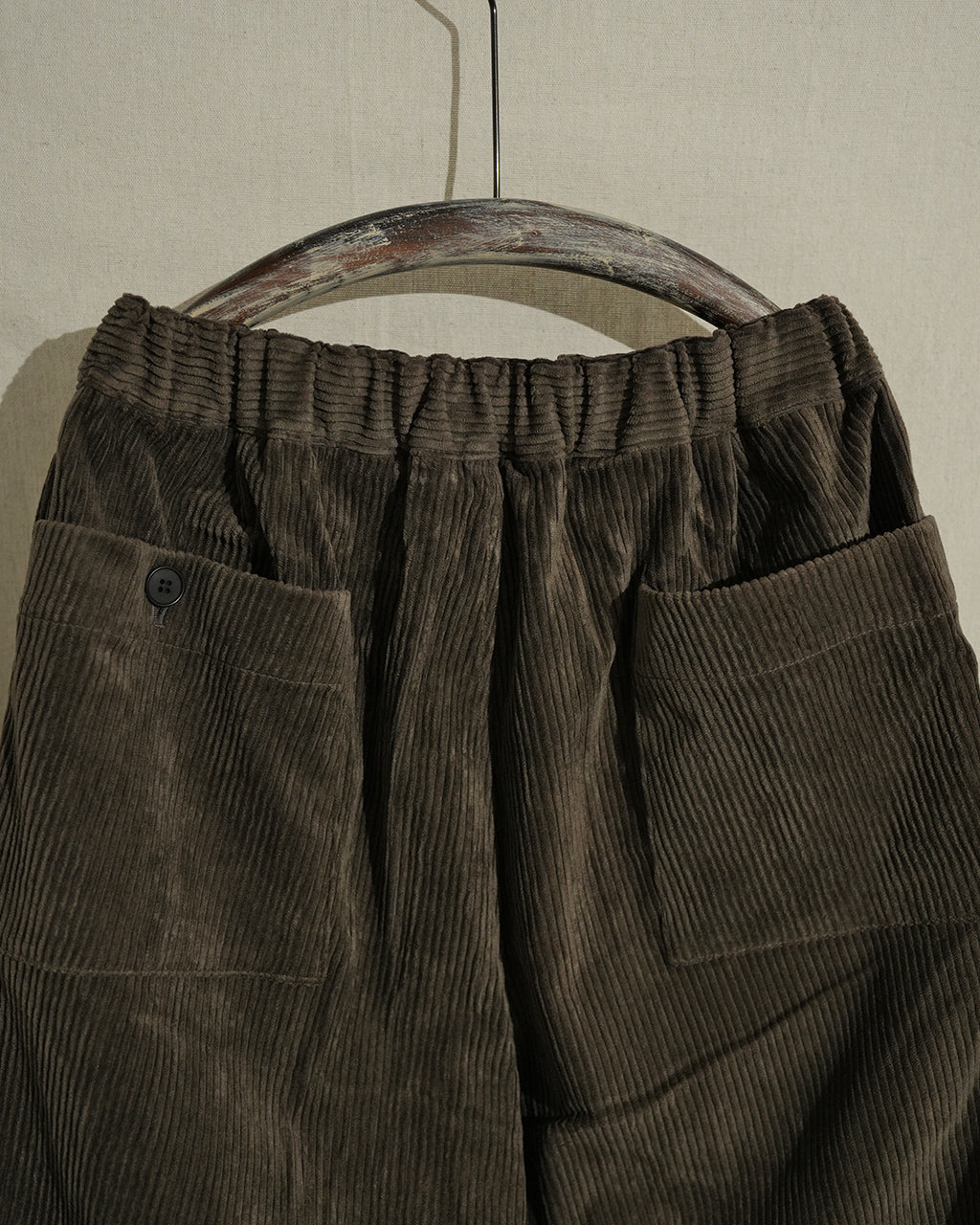 Corduroy easy pants PT03253