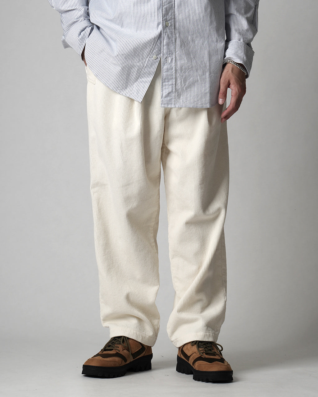 STILL BY HAND スティルバイハンド ガーメントダイ コーデュロイ パンツ Garment-dye corduroy pants テーパードパンツ PT05243【送料無料】