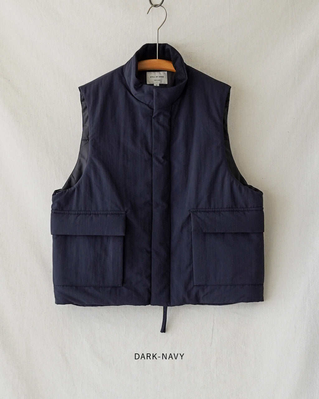 Stand collar padded vest VE01253