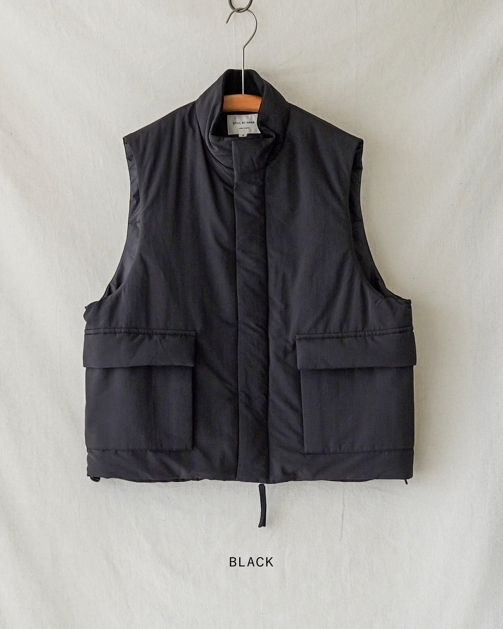 STILL BY HAND スティルバイハンド スタンドカラー パデッド ベスト