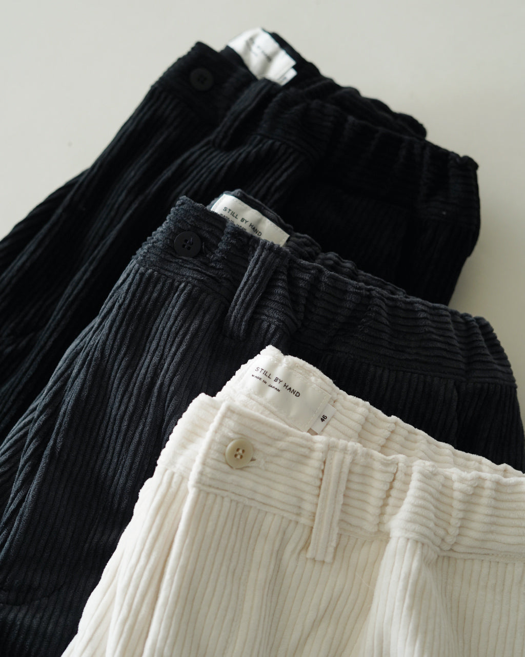 Corduroy straight pants PT03263