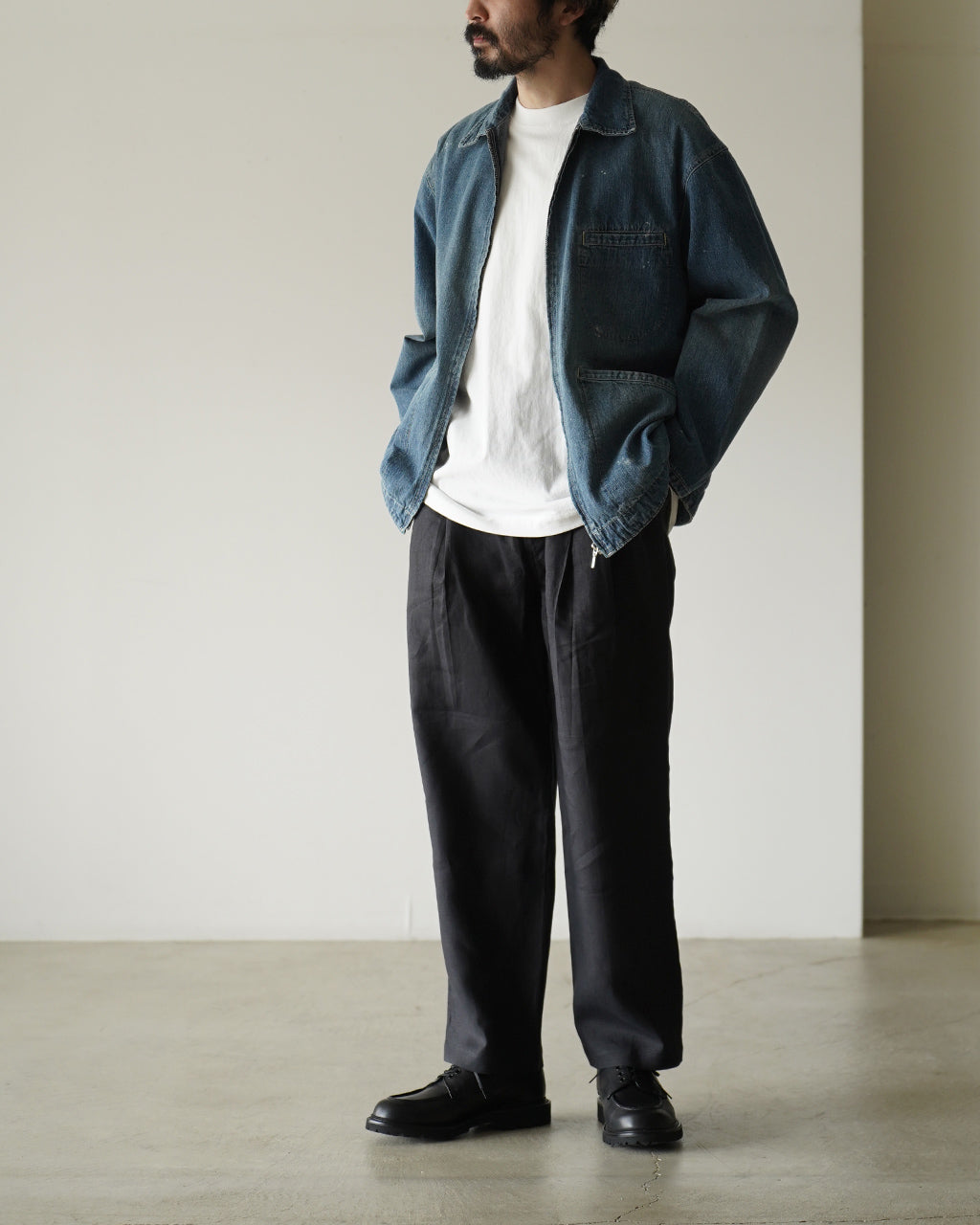 Linen tuck tapered pants PT02262