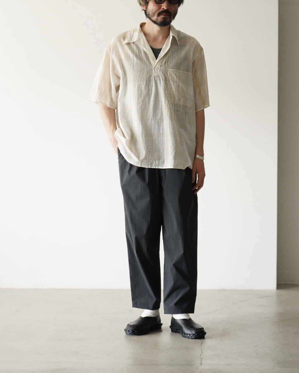STILL BY HAND PT04262 ナイロン テーパード イージーパンツ｜Crouka(クローカ)