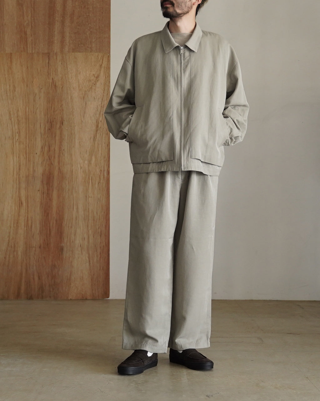 STILL BY HAND スティルバイハンド ピグメントプリント イージーパンツ