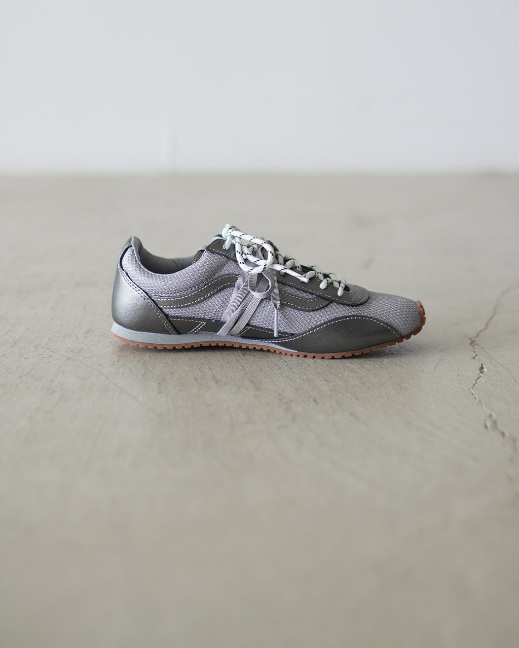 VANS ヴァンズ スーパーロープロ トレーナー スニーカー レディース LX