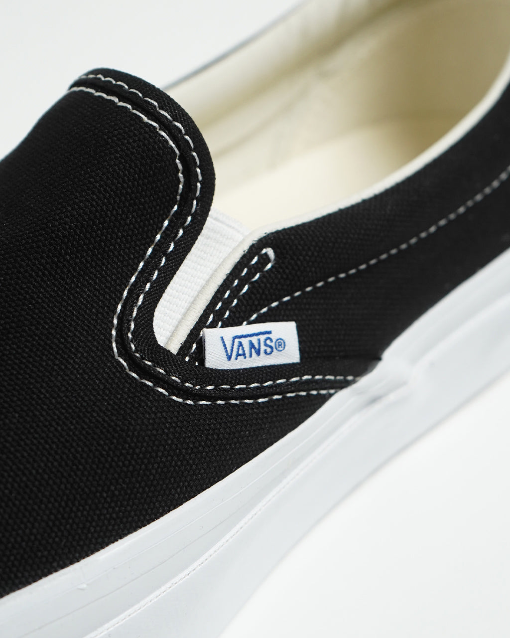 VANS ヴァンズ PREMIUM LX スリッポン 復刻版 98 LX Slip-On Reissue 98 スニーカー シューズ 靴 VN000CSEBA2【クーポン対象外】【送料無料】