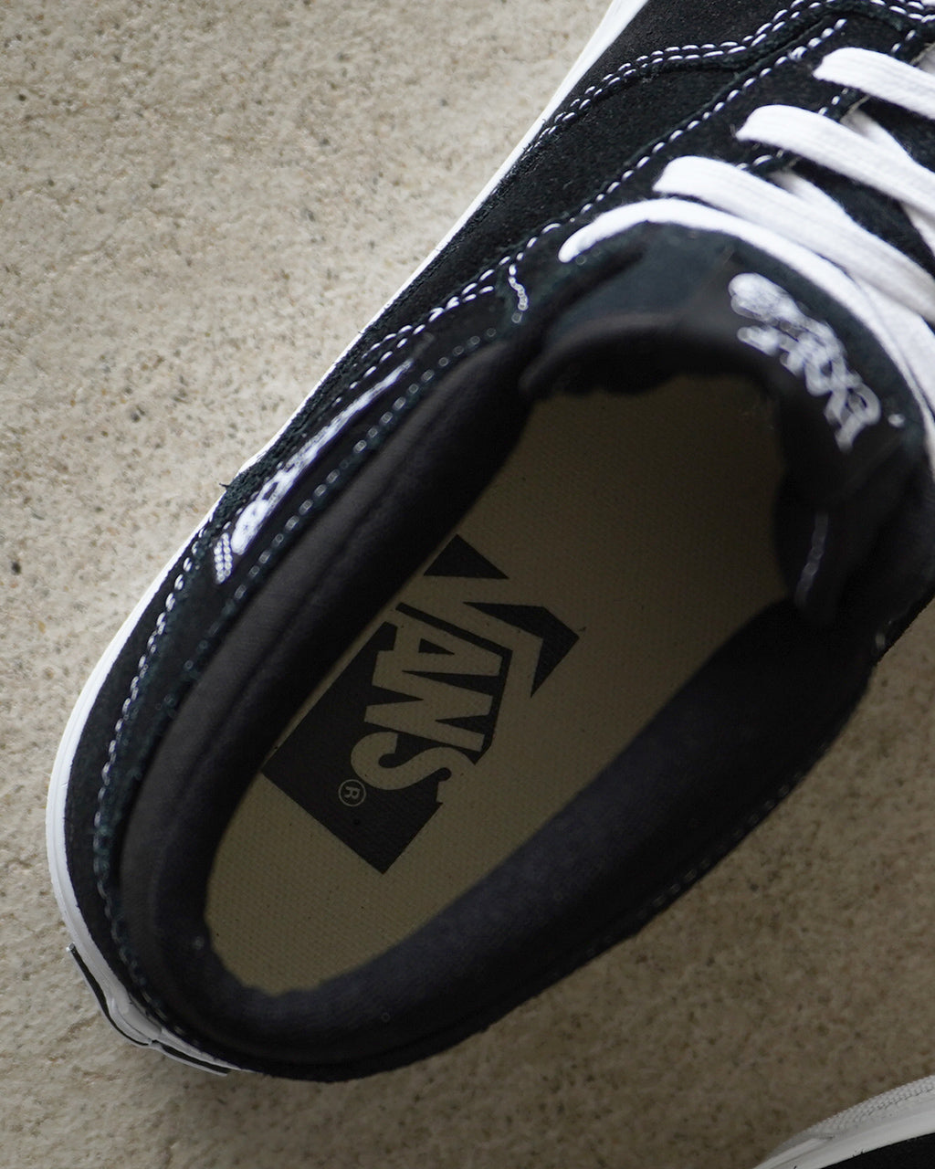 LX Half Cab Reissue 33 VN000CXJBZW / VN000E97BKA