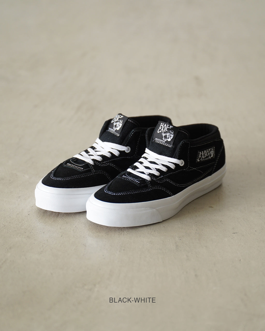 LX Half Cab Reissue 33 VN000CXJBZW / VN000E97BKA