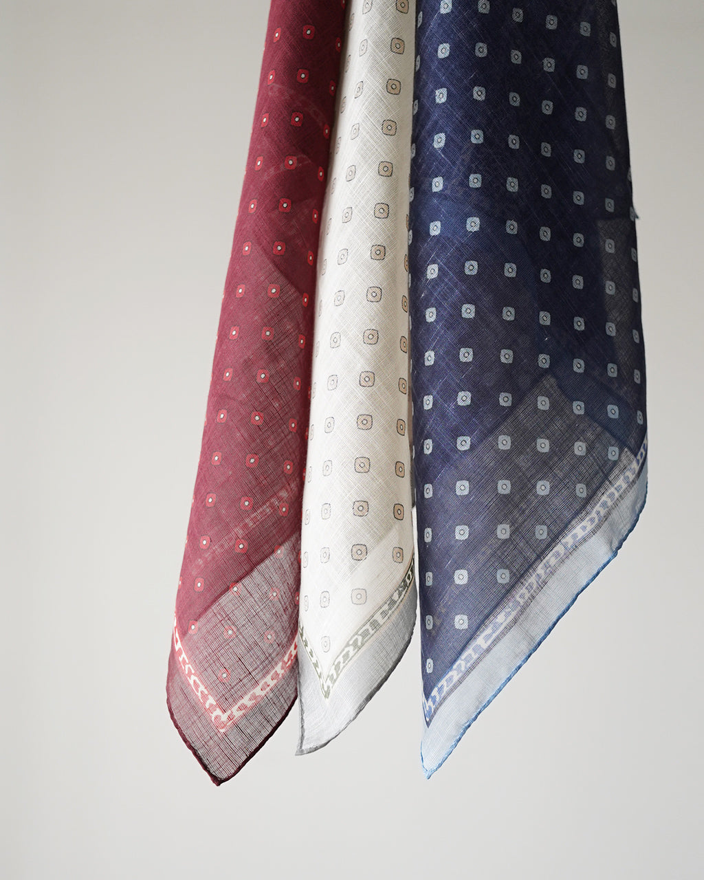 スカーフェイス ZODIAC SCARF | GEMINI | TERRACOTTA | 65 CM – lescarf