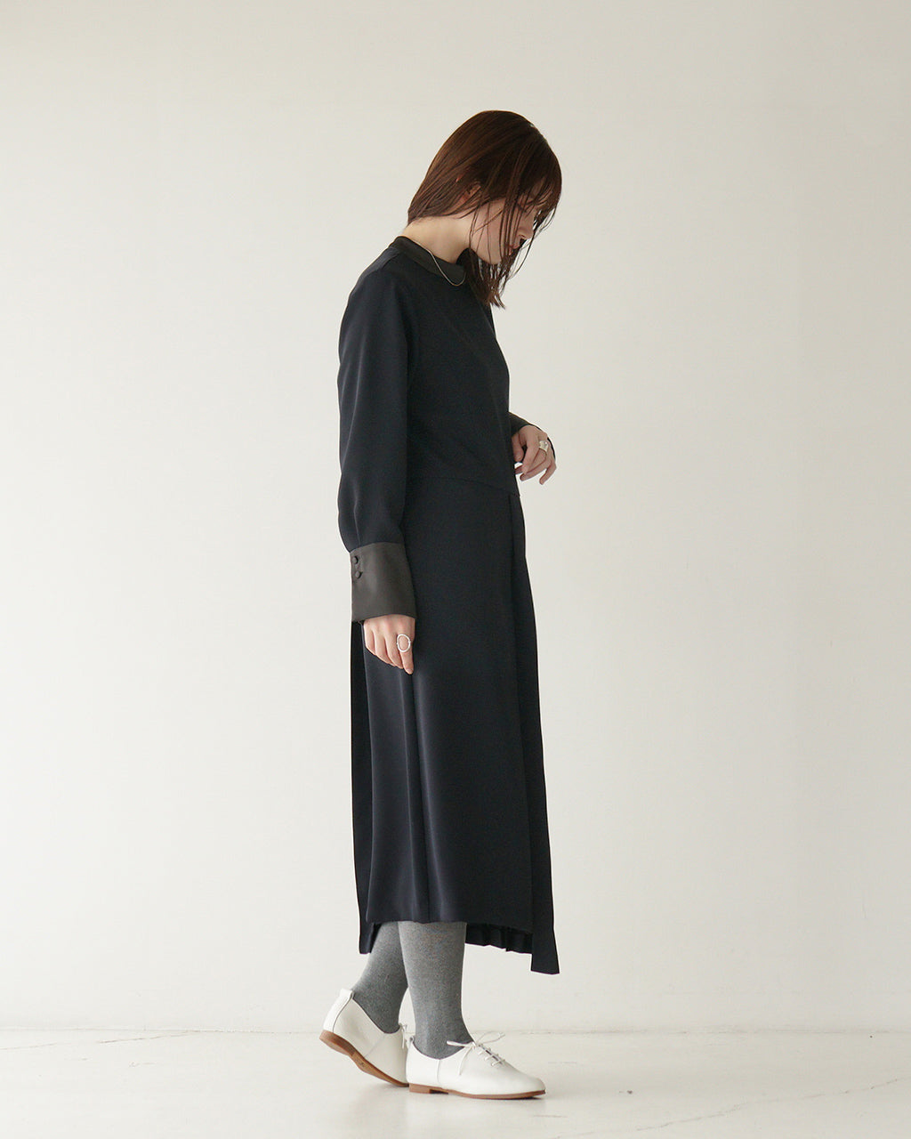 期間限定ポイント10倍！WHYTO. ホワイト アシンメトリープリーツドレス ASYMMETRY PLEATS DRESS ワンピース WHT25HOP4060【送料無料】