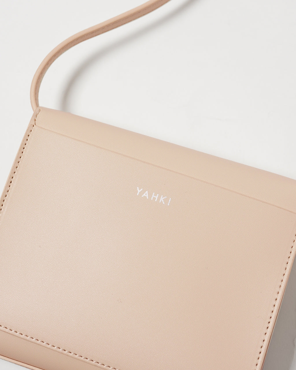 ＼早得24時間限定ポイント10倍／YAHKI ヤーキ クロスボディバッグ CROSS BODY BAG 鞄 ショルダー ポシェット スクエア ミニマル YH-567V【送料無料】