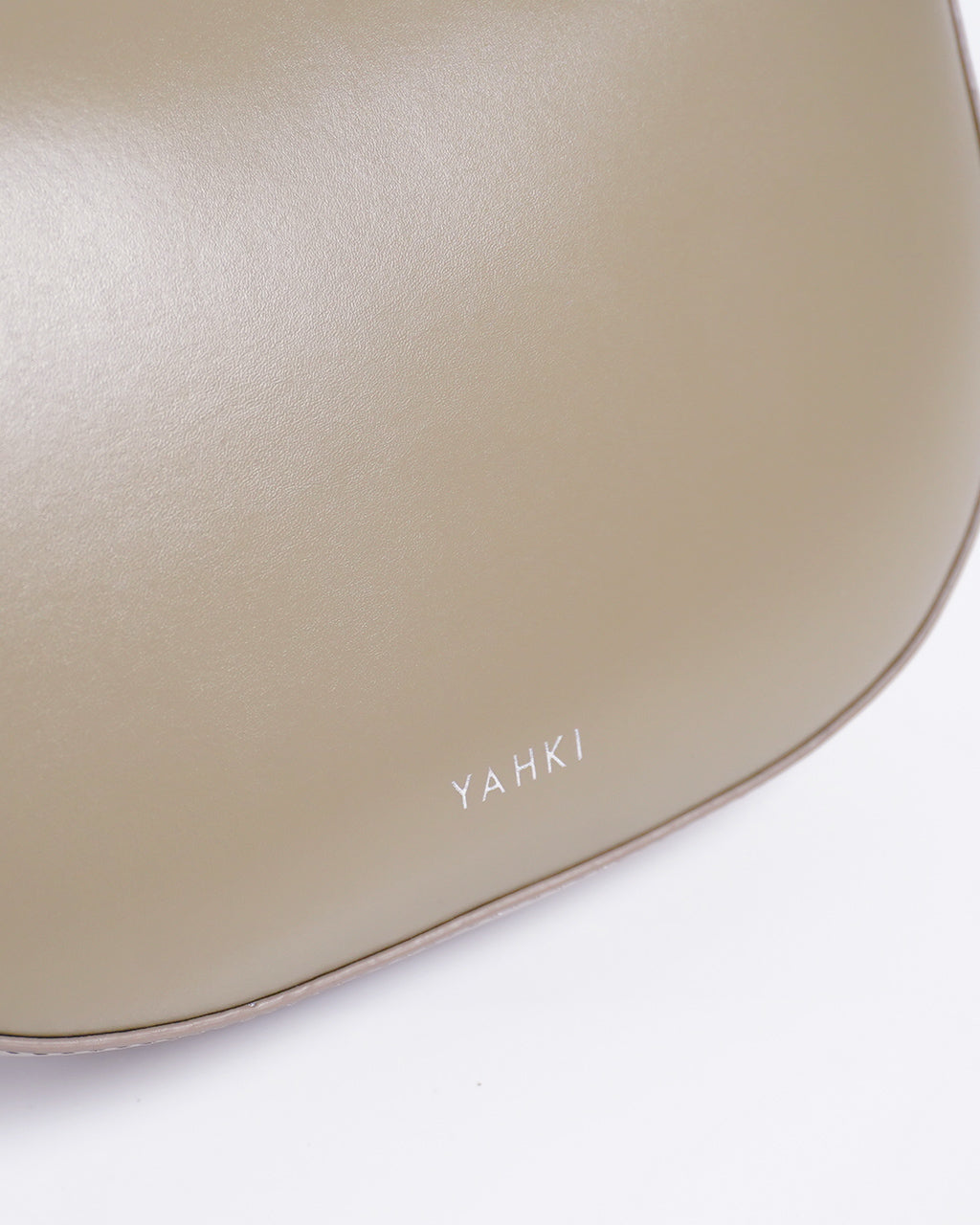 YAHKI ヤーキ クロス ボディ バッグ CROSS BODY BAG レザー ショルダーバッグ YH-653【送料無料】