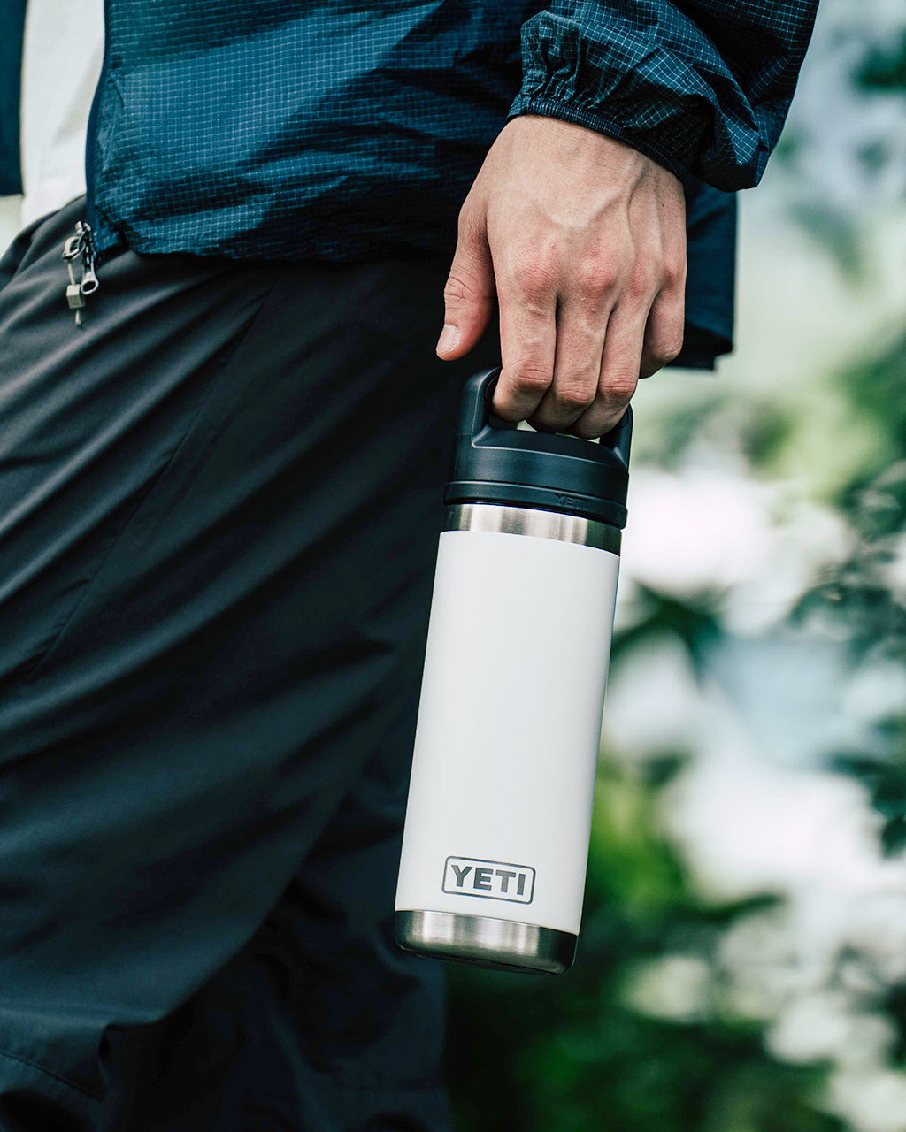 YETI イエティ 18oz ウォーターボトルwithチャグキャップ
