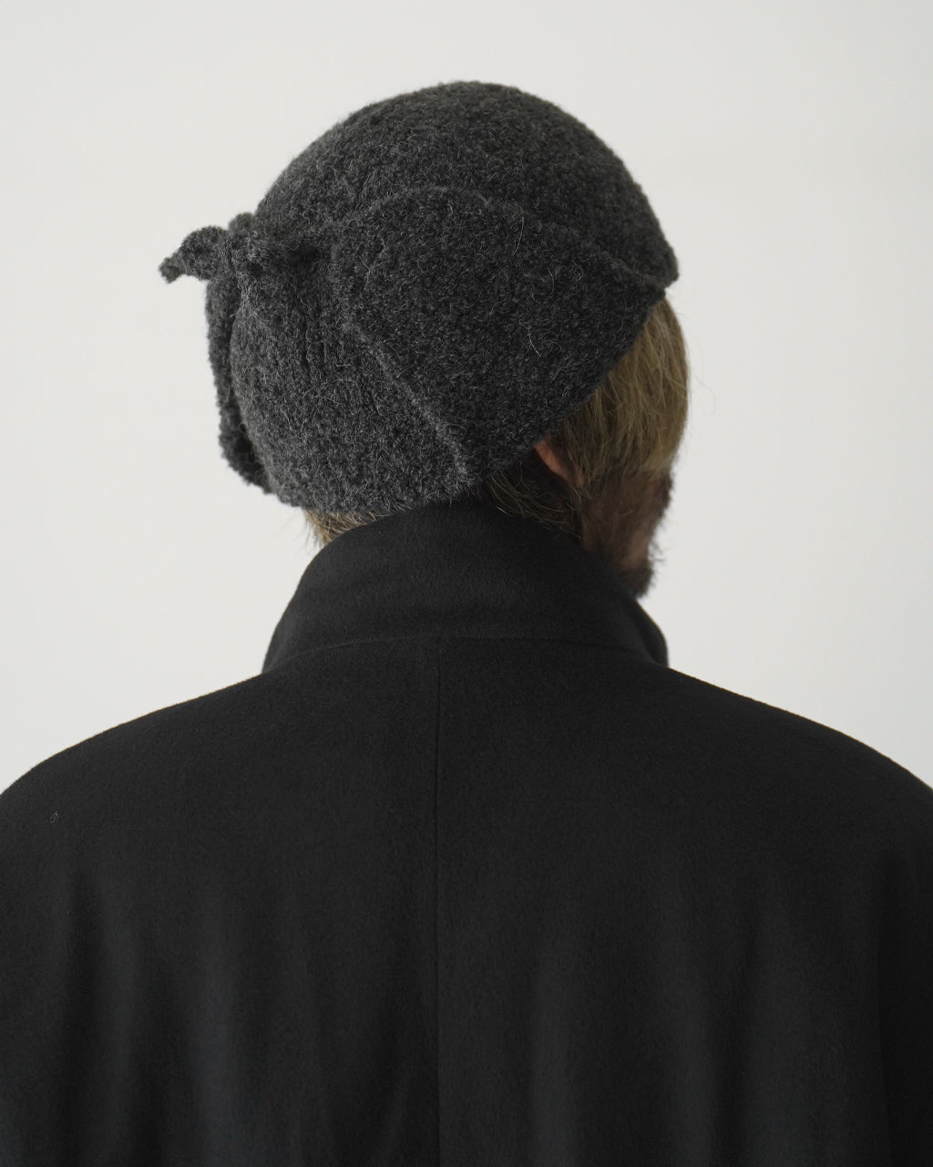 HAND KNIT HELMET YL26-A006