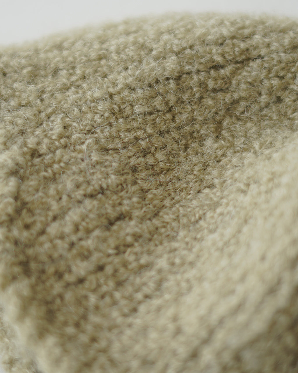 HAND KNIT HELMET YL26-A006